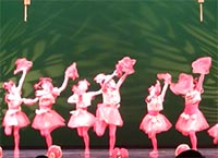 儿童舞蹈《中国娃恭喜中国年》